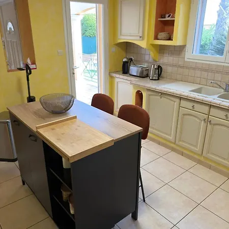 Coquette Maison Pres De Avec Terrasse